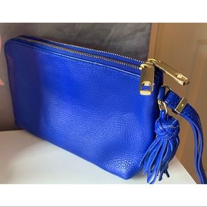 Talbots Pebbled Leather Wristlet Blue